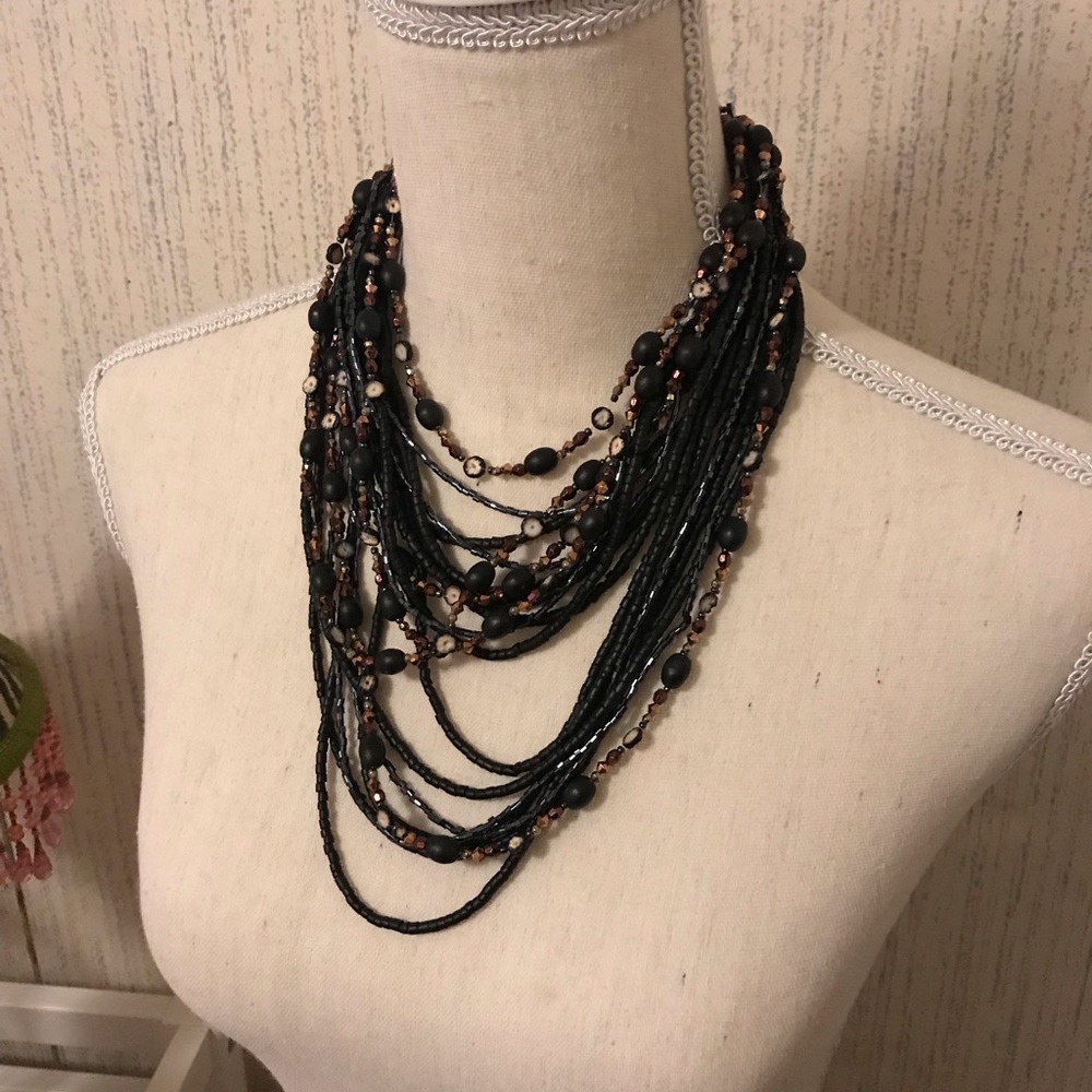 Beaded necklace.